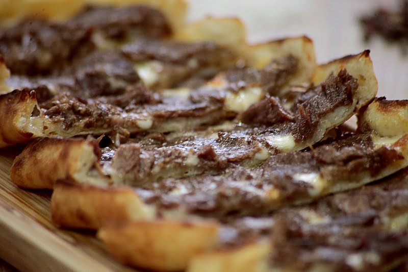 Kavurmalı Pide